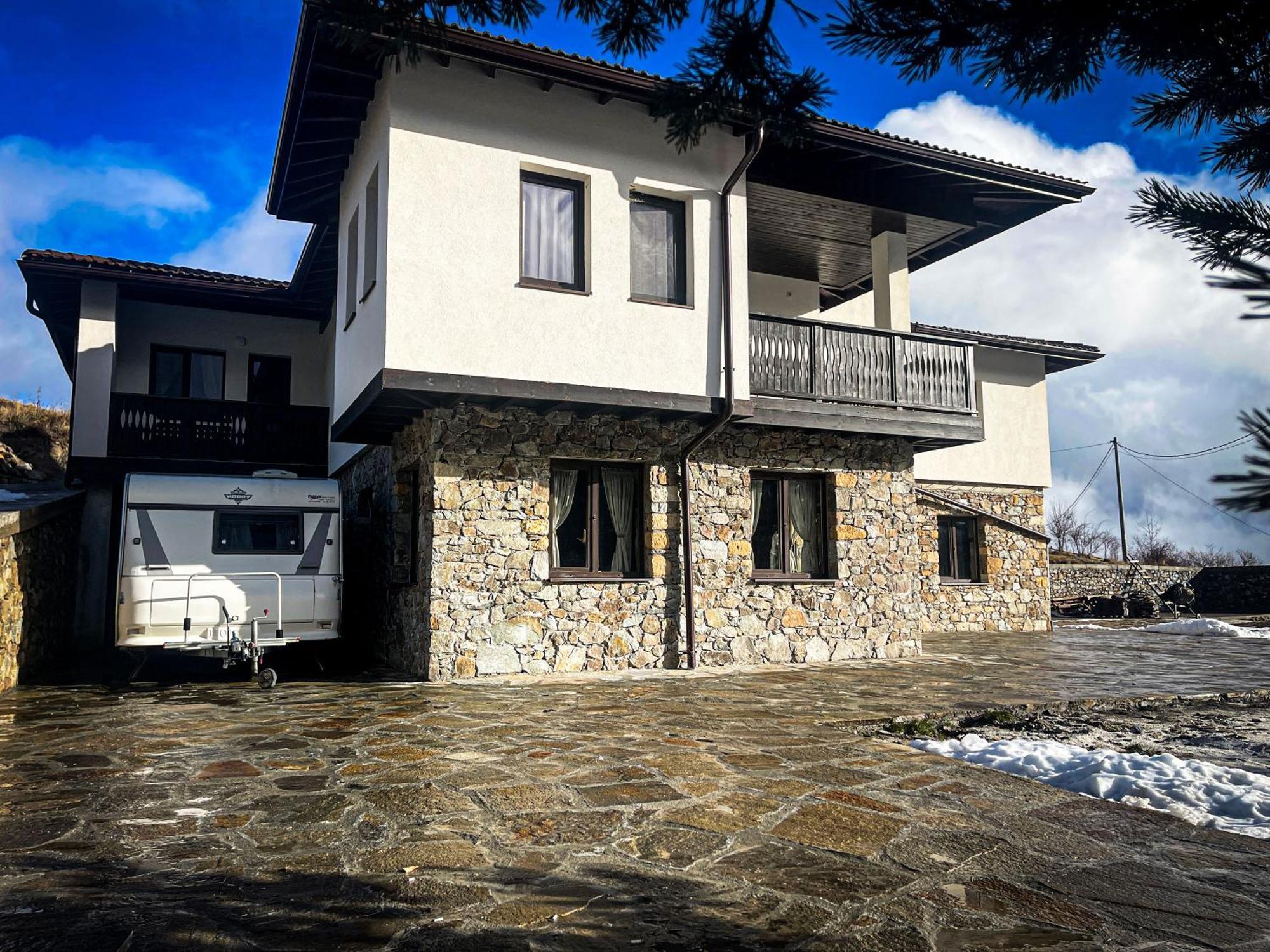 Къща За Гости Меча Стъпка Gela Exteriör bild